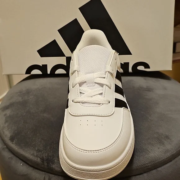 Adidas sneaker - Picture 8 of 11